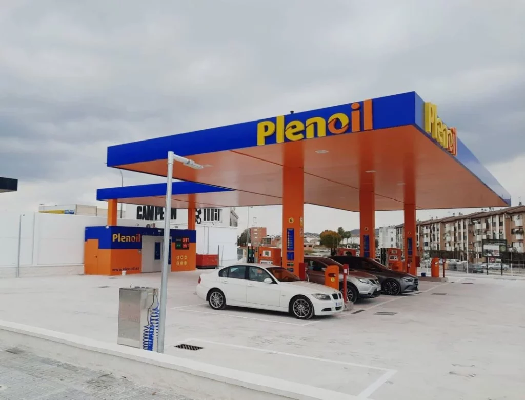 gasolinera low cost Plenoil