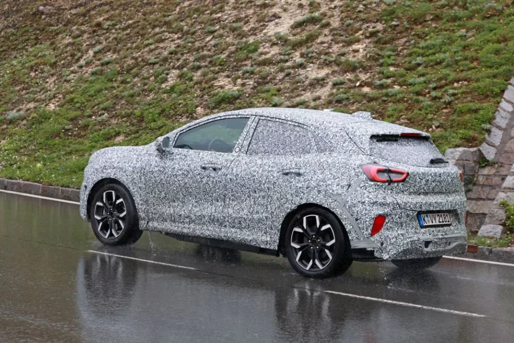 El Ford Puma eléctrico, más cerca de entrar en producción 22 Motor16 Ford Puma electrico 20 Motor16