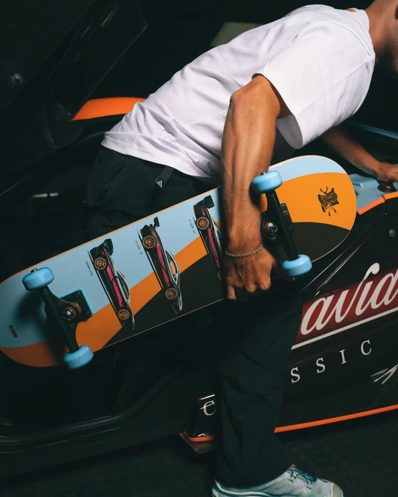 Lo último y más exclusivo de Lanzante se presenta en Goodwood 3 Motor16 LANZANTE FESTIVAL GOODWOOD MERCHANDISING3 Motor16