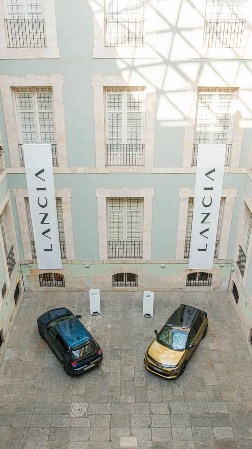 El Lancia Ypsilon aterriza en España. Esta es su gama y precios definitivos 8 Motor16 Lancia Ypsilon 2024 3 Motor16