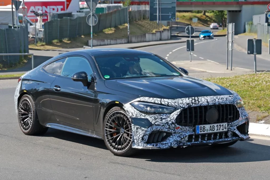 La familia del Mercedes CLE llega al máximo con el AMG CLE 63S 7 Motor16 Mercedes AMG CLE63S 4 Motor16
