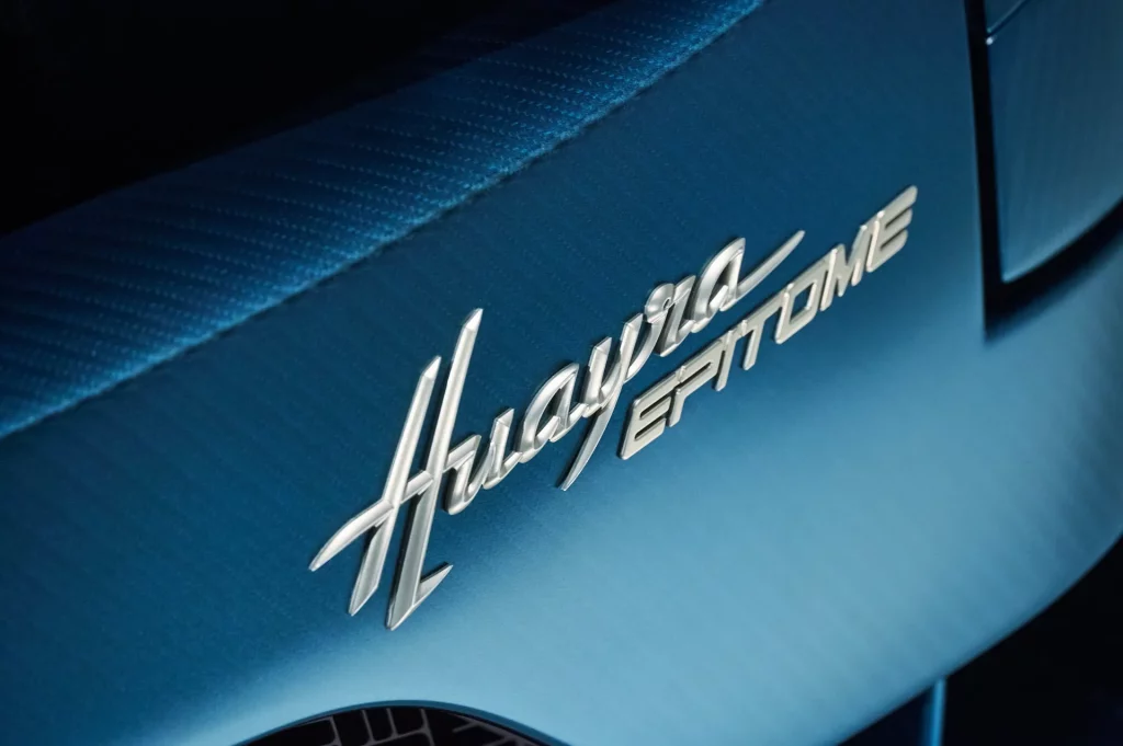 Pagani rompe moldes: presenta su primer modelo con cambio manual 17 Motor16 PAGANI HUAYRA EPITOME 13 Motor16