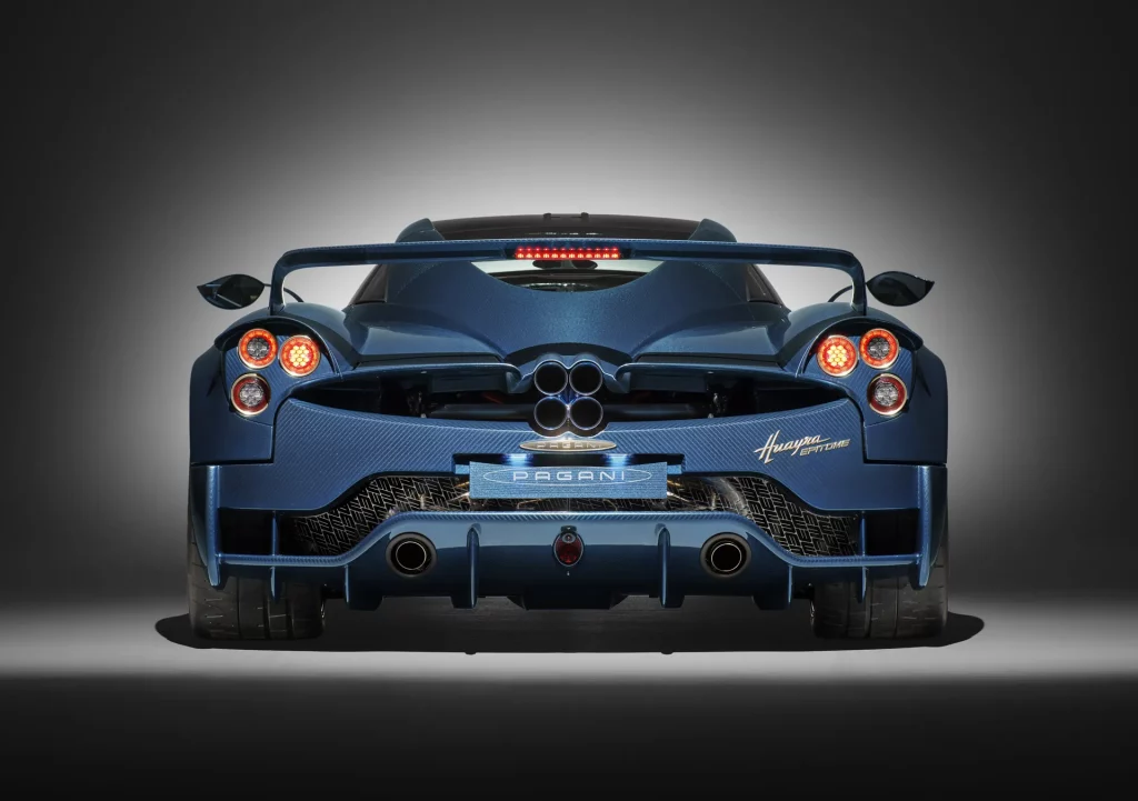 Pagani rompe moldes: presenta su primer modelo con cambio manual 11 Motor16 PAGANI HUAYRA EPITOME 7 Motor16