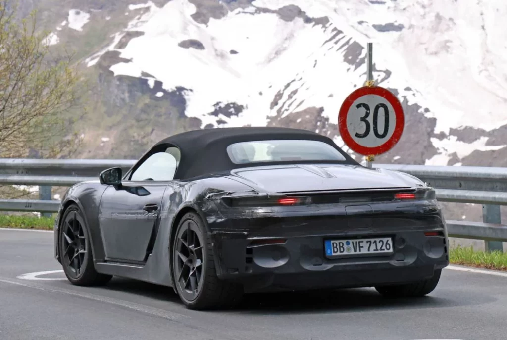 El Porsche Boxster eléctrico lo enseña todo 28 Motor16 Porsche Boxster EV 26 Motor16