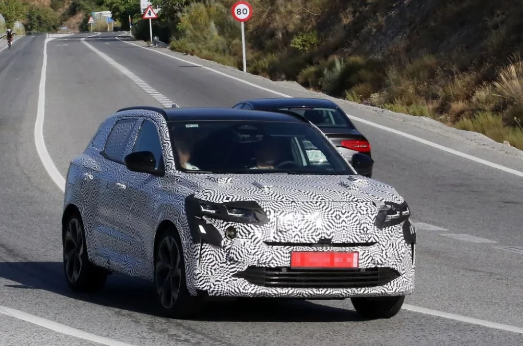El nuevo Renault Austral ya está en la carretera 1 Motor16 Renault Austral facelift 3 Motor16