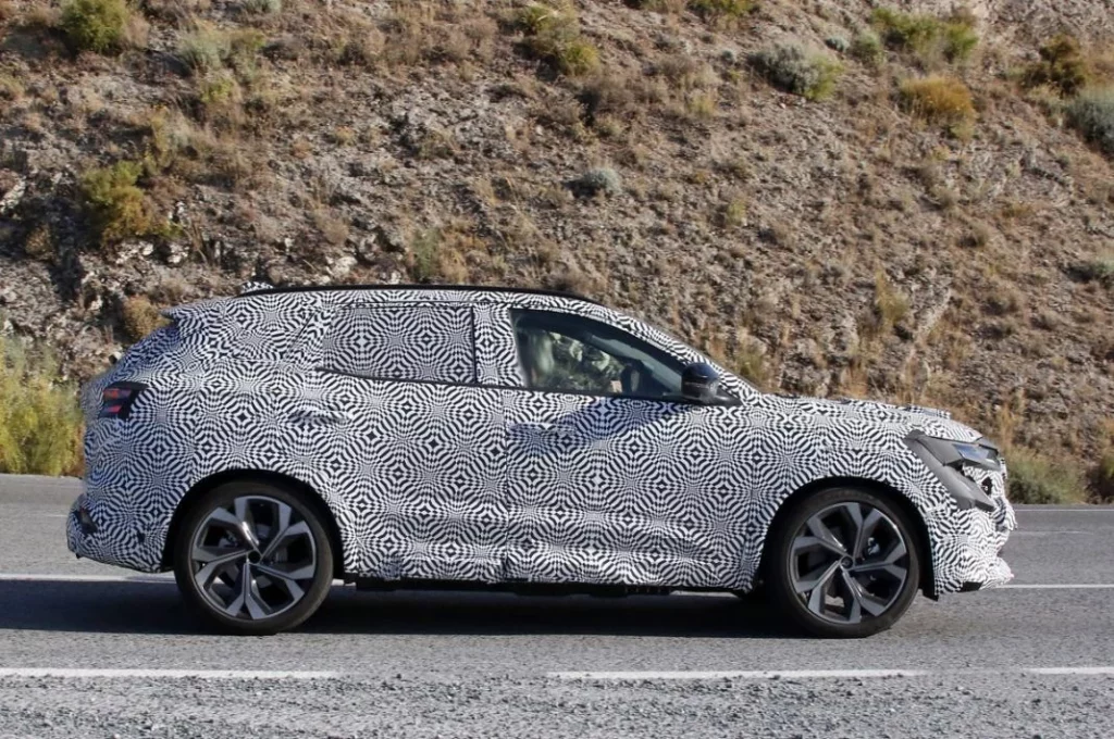 El nuevo Renault Austral ya está en la carretera 2 Motor16 Renault Austral facelift 7 Motor16