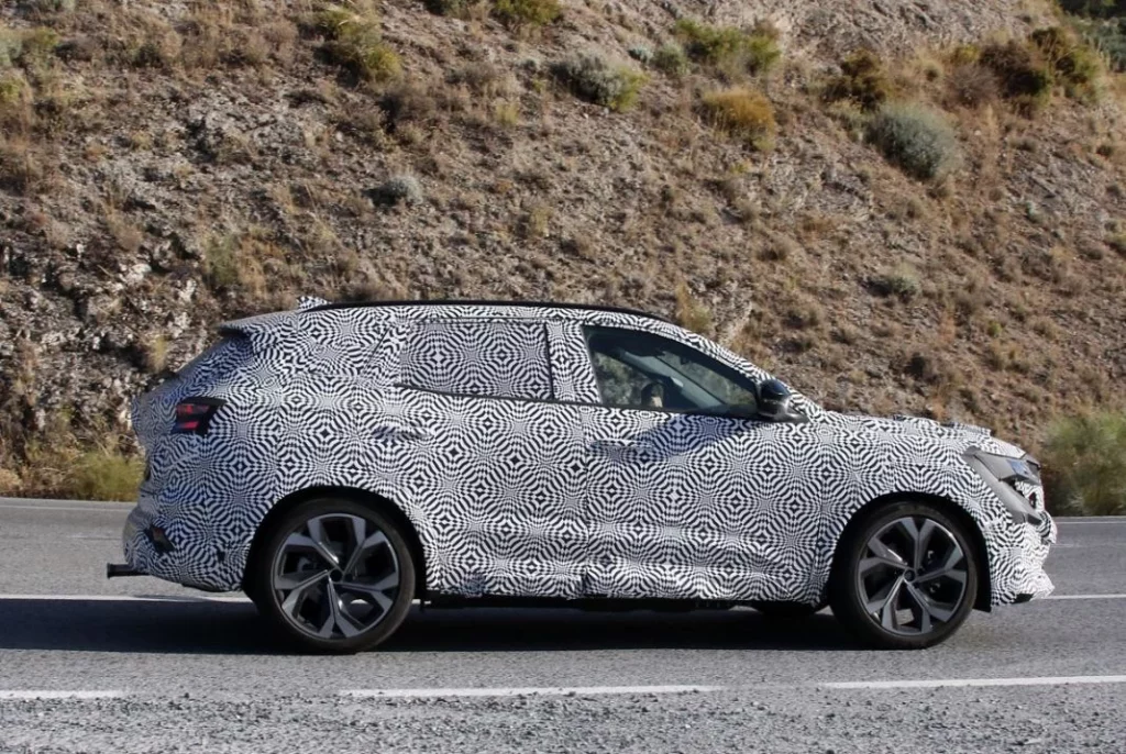 El nuevo Renault Austral ya está en la carretera 11 Motor16 Renault Austral facelift 8 Motor16