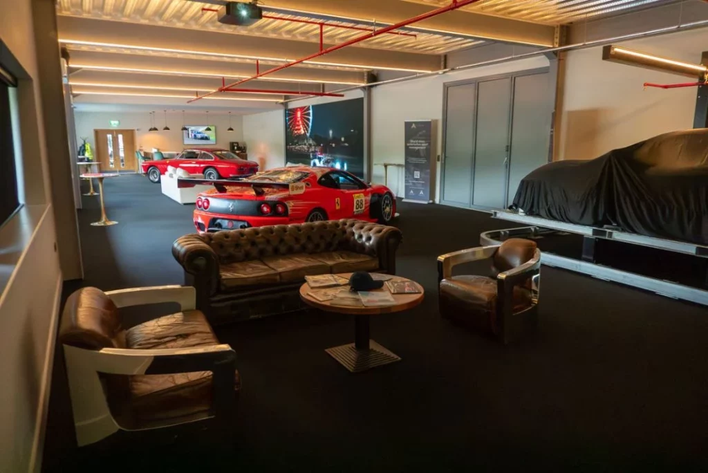 SHY Automotive, el 'hotel' inglés, de 5 estrellas, para coches exclusivos 20 Motor16 SHY Automotive 19 Motor16