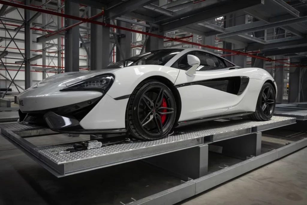 SHY Automotive, el 'hotel' inglés, de 5 estrellas, para coches exclusivos 52 Motor16 SHY Automotive 52 Motor16