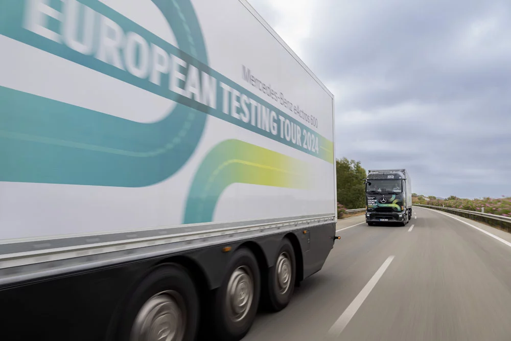 El largo viaje de Cabo Norte a Tarifa en el supercamión eléctrico de Mercedes 25 Motor16 VIAJE MERCEDES EACTROS 21 Motor16