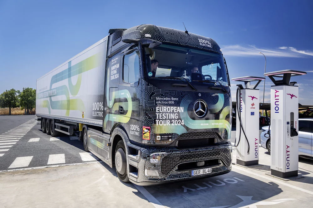 El largo viaje de Cabo Norte a Tarifa en el supercamión eléctrico de Mercedes 27 Motor16 VIAJE MERCEDES EACTROS 23 Motor16