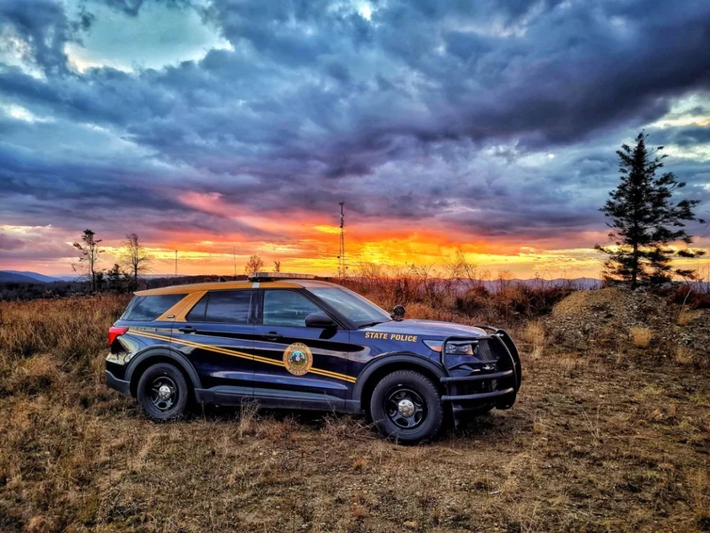 West Virginia concurso coche policia Motor16
