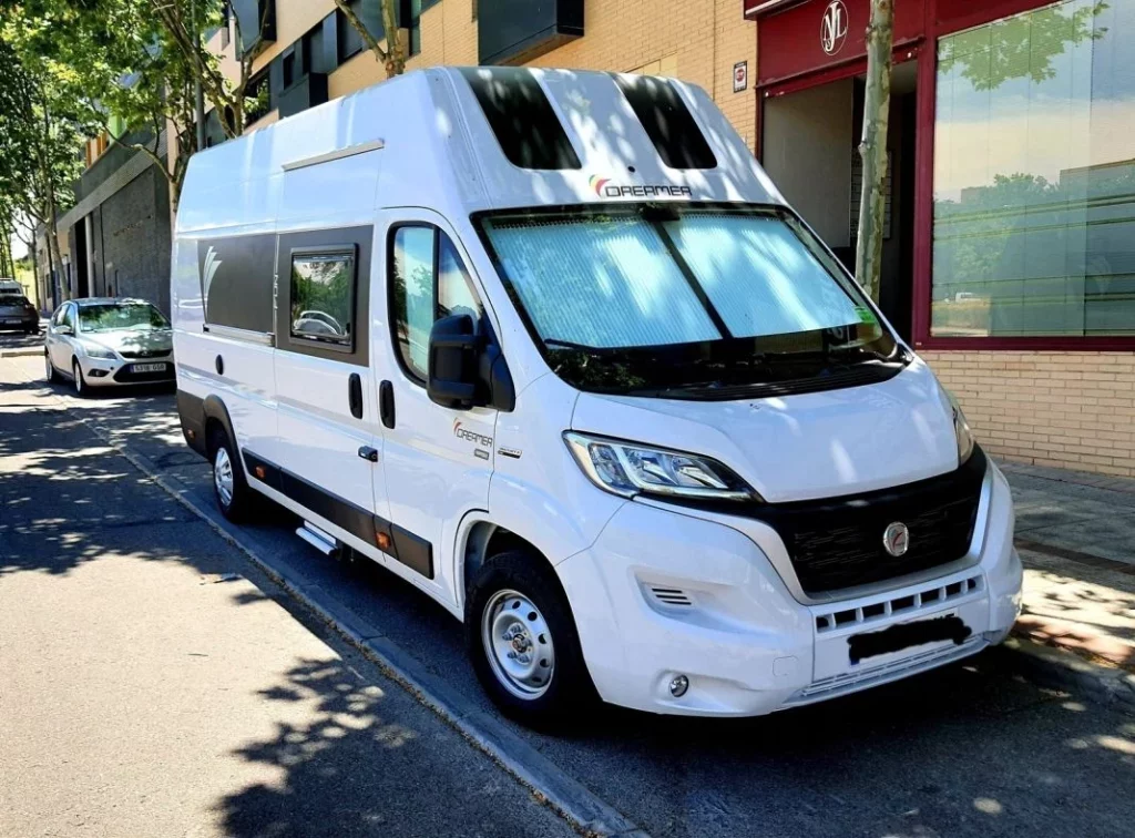 Antes de montar tu camper en el coche asegúrate de esto 6 Motor16 estacionar