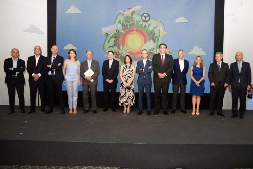 Piden un marco fiscal "favorable" para los combustibles renovables 1 Motor16 Crecemos está formado por 27 compañías y tiene el objetivo de impulsar los combustibles renovables.
