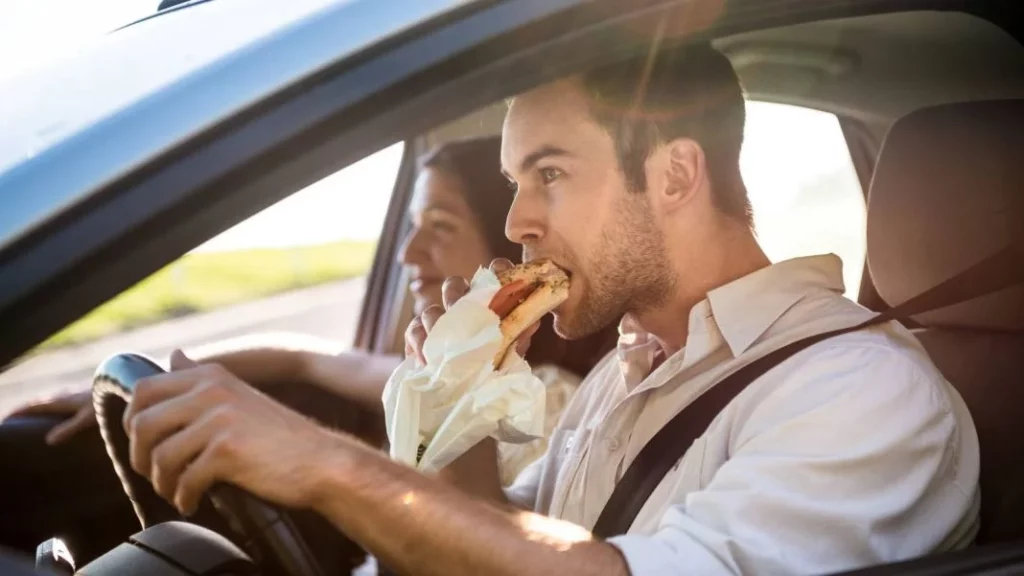 comer conductor distraccion Motor16