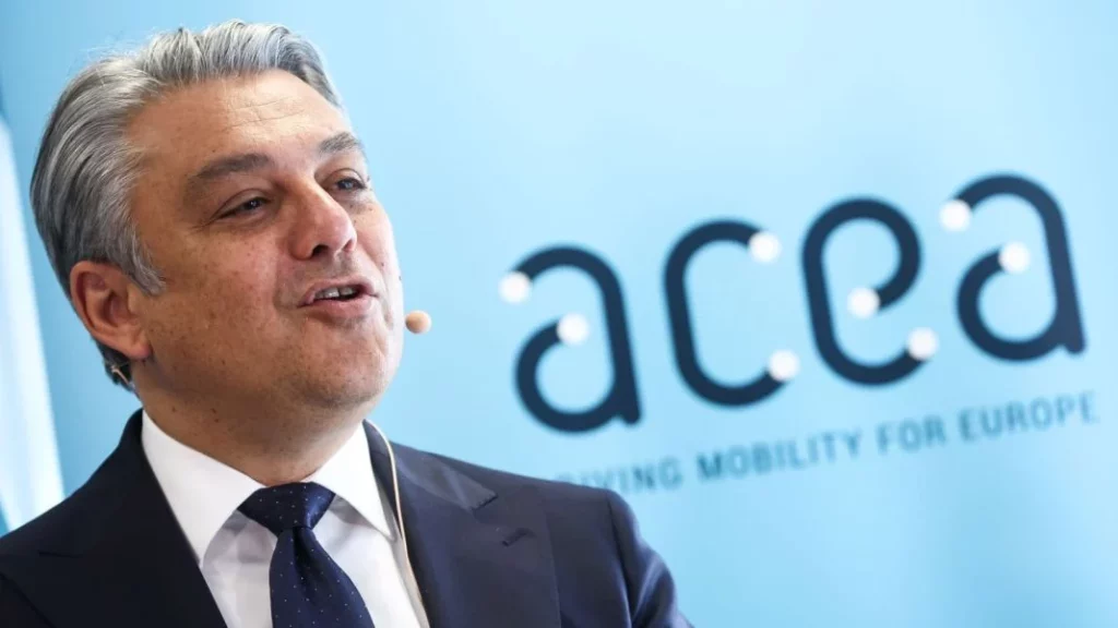 ACEA pide a la nueva Comisión Europea que establezca una urgente estrategia industrial firme en su agenda cara al 2035 5 Motor16 de meo press conference 31 Jan 3 Motor16