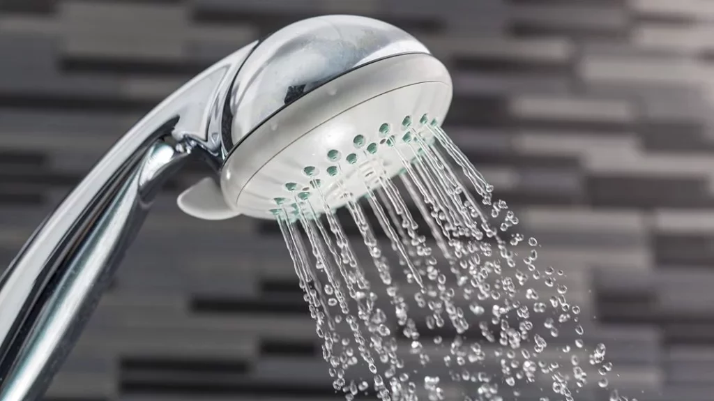 Trucos para engañar al alcoholímetro ¿alguno funciona? 49 Motor16 ducha agua fria Motor16