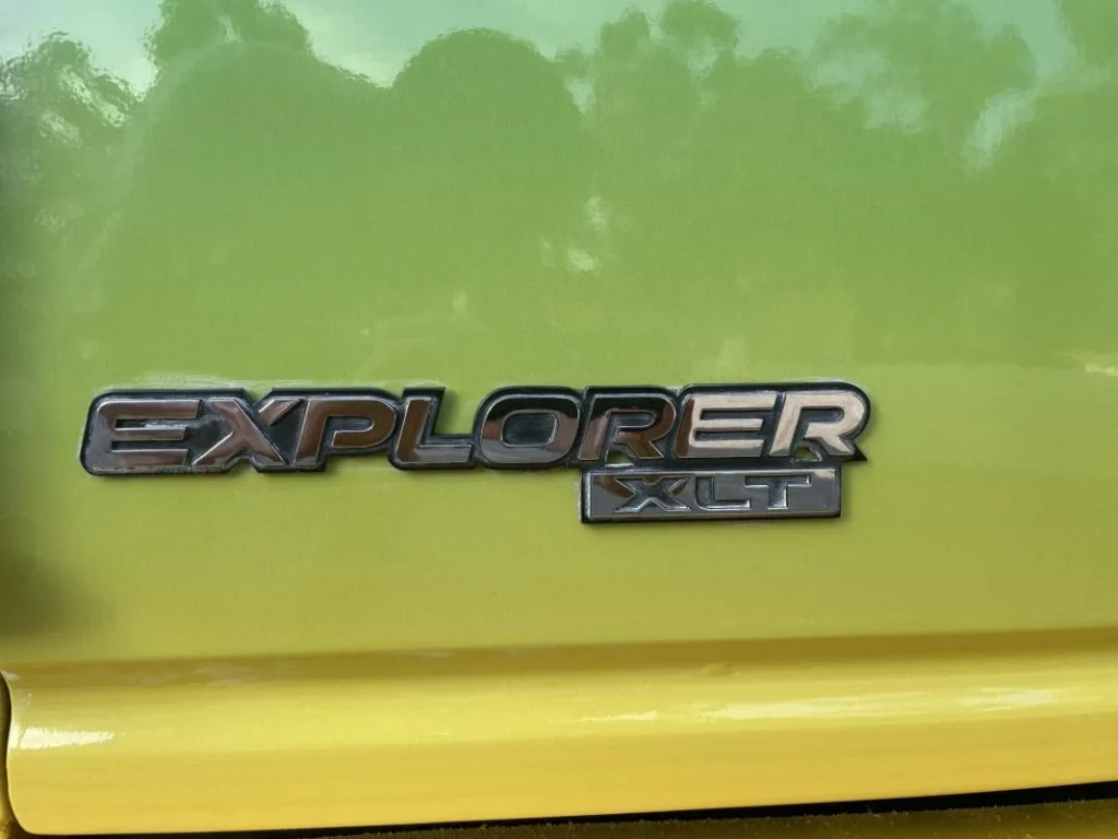 ford explorer parque jurasico 193 Motor16