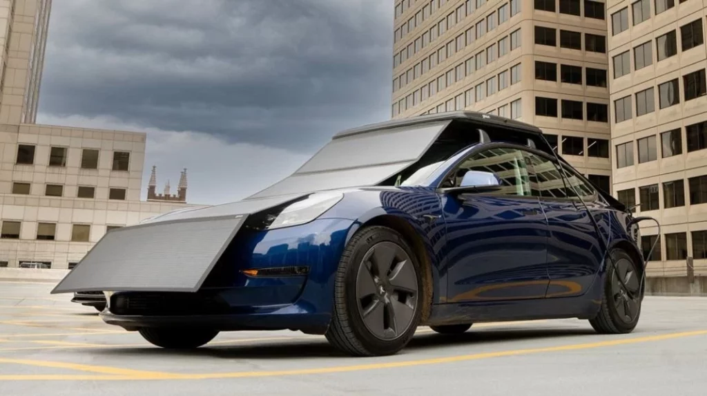 ¿Cuánto cuesta este cargador solar para tu coche eléctrico?