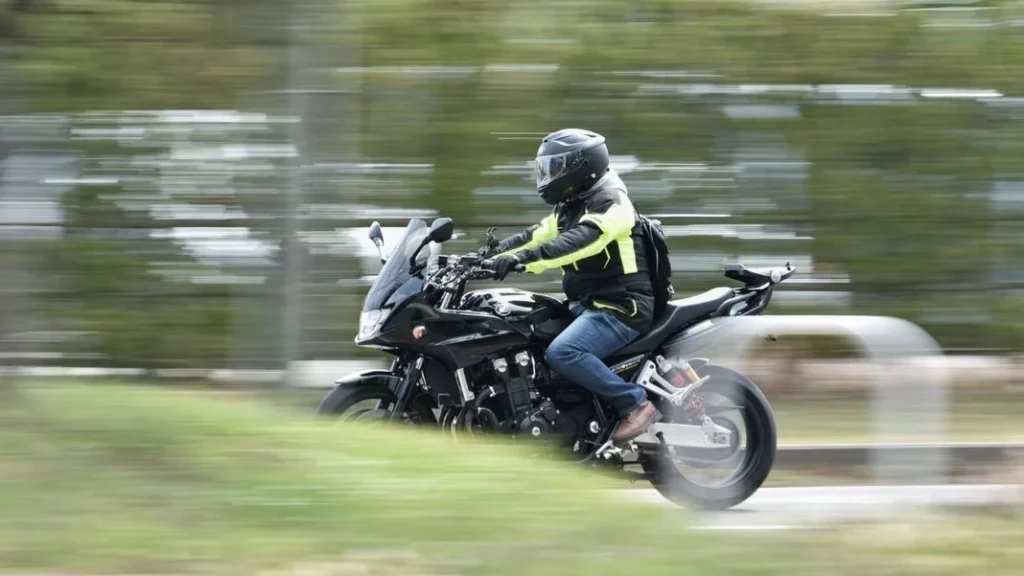 Estas son las nuevas normas que prepara la DGT para los motoristas 81 Motor16 Reglamento