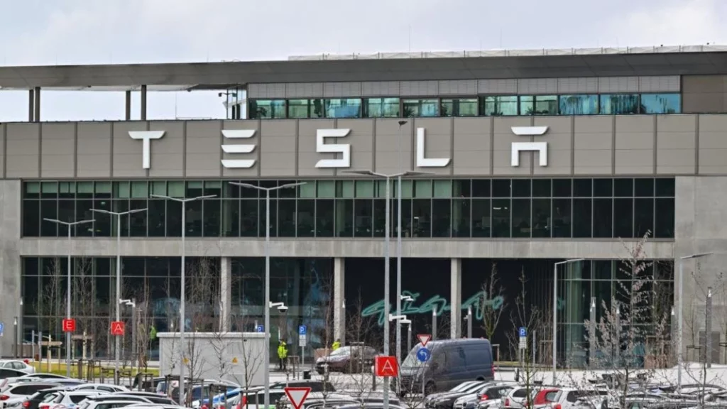 El sorprendente ‘robo’ de tazas de café en la gigafactoria de Tesla en Alemania 2 Motor16 La gigafactoria de Tesla en Alemania genera muchos problemas
