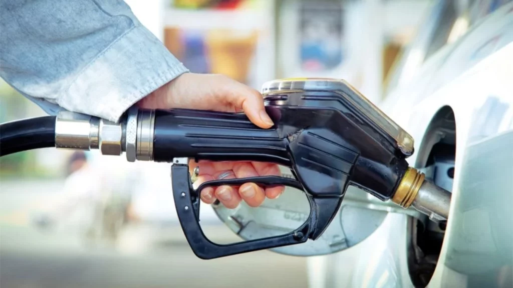 Los trucos que el club de automovilistas alemán propone para ahorrar gasolina 2 Motor16 ¿Hay mejores horarios para cargar gasolina?