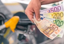 El día y la hora perfecta para ahorrar al máximo al llenar de combustible tu coche