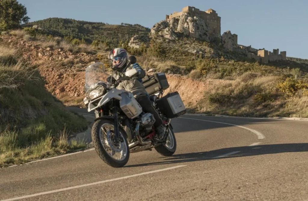 Estas son las nuevas normas que prepara la DGT para los motoristas 80 Motor16 obligaciones