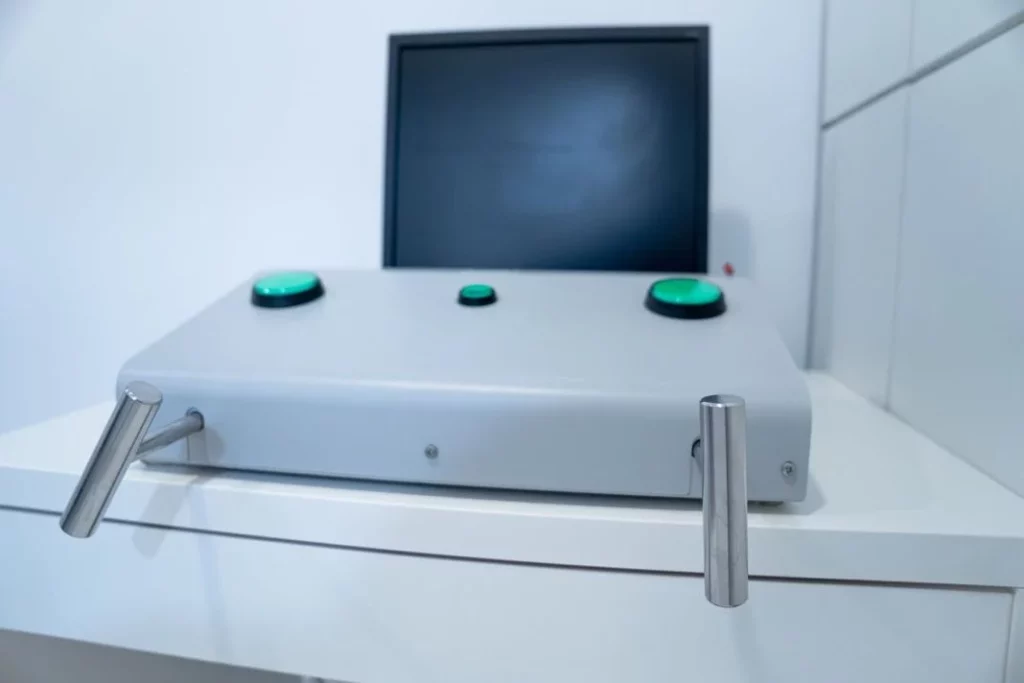 médico