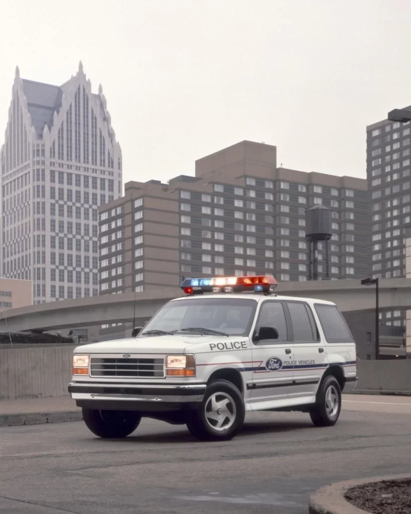 1993 Ford Explorer police vehicle neg CN304007 519 Motor16