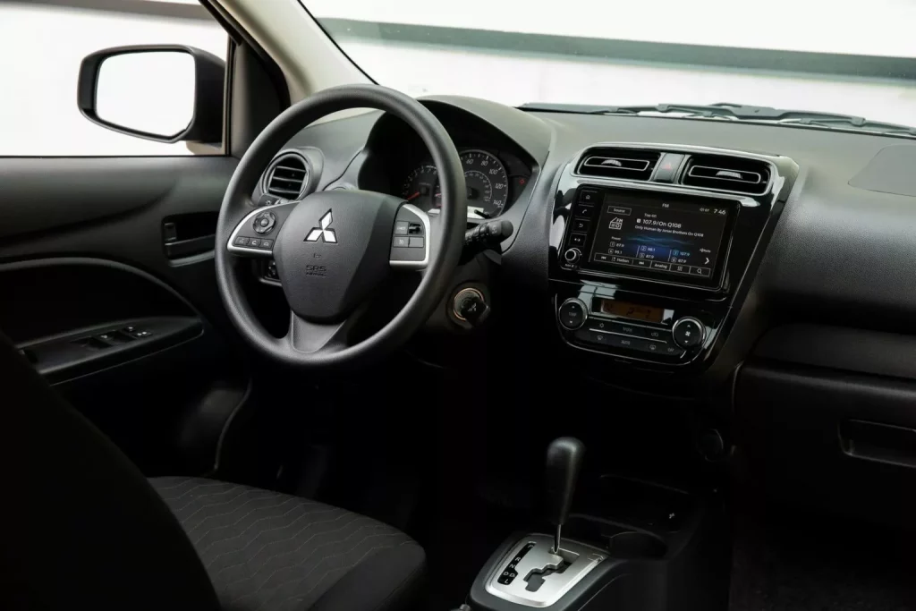El Mitsubishi Space Star ya tiene fecha de despedida 2 Motor16 2022 Mitsubishi Space Star. Mirage. Imagen interior.