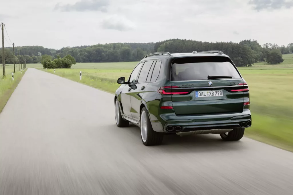 2024 Alpina XB7 Manufaktur. Imagen movimiento.