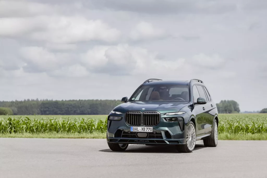 2024 BMW X7 ALPINA XB7 Manufaktur 3 Motor16