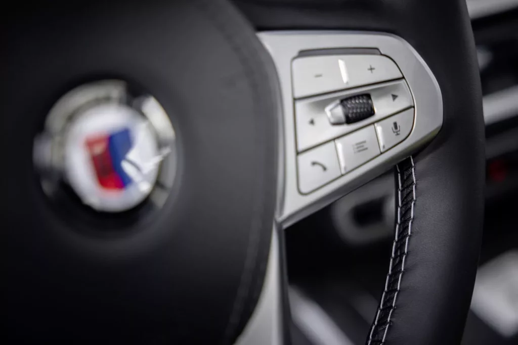2024 BMW X7 ALPINA XB7 Manufaktur 32 Motor16