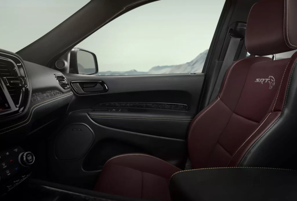2024 Dodge Durango. V8 HEMI. Imagen interior.