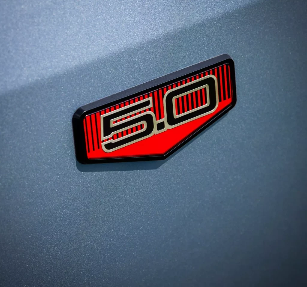 El Ford Mustang se adereza con detalles retro 14 Motor16 2024 Ford Mustang 60th Anniversary 14 Motor16