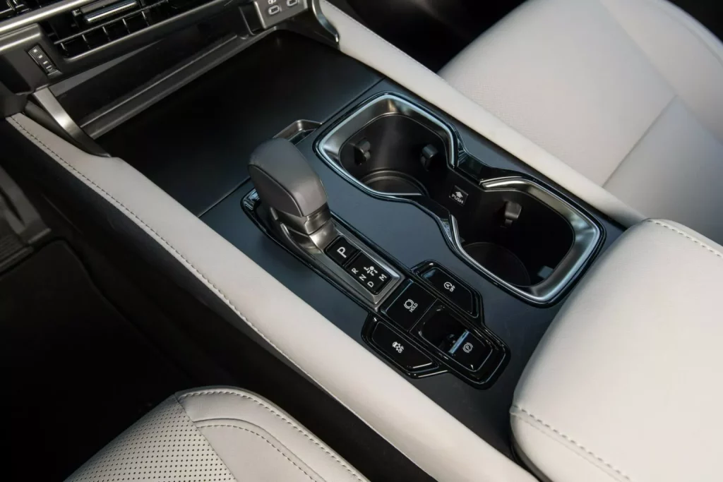 El Lexus RX se pone en forma al otro lado del charco 25 Motor16 2024 Lexus RX 12 Motor16