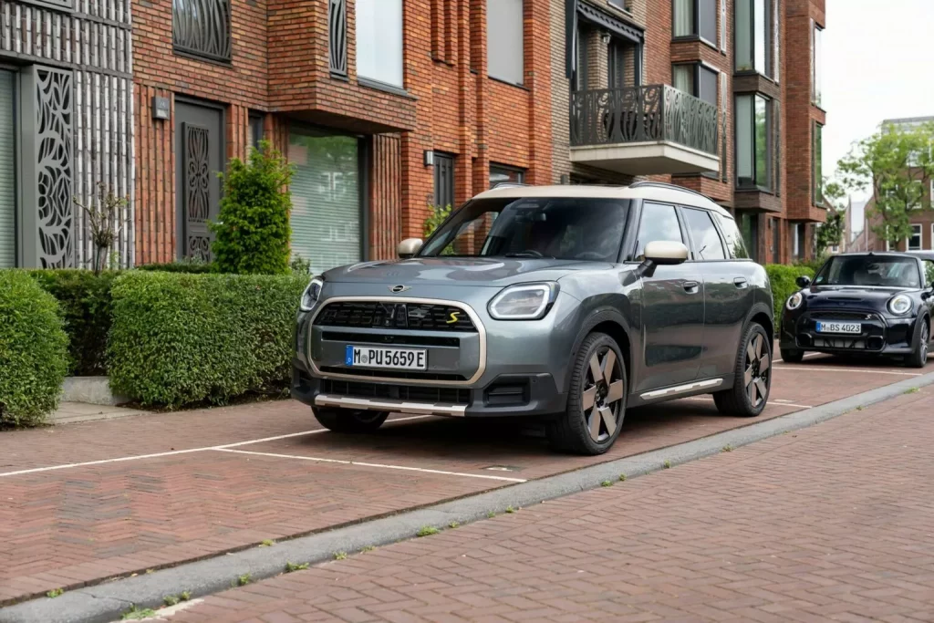 El MINI Countryman eléctrico hace las maletas para viajar a Estados Unidos 10 Motor16 2024 MINI Countryman SE ALL4 4 Motor16