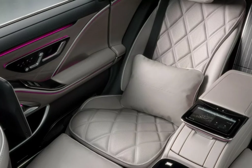 2024 Mercedes Maybach S680 Edition Nordic Glow 24 Motor16