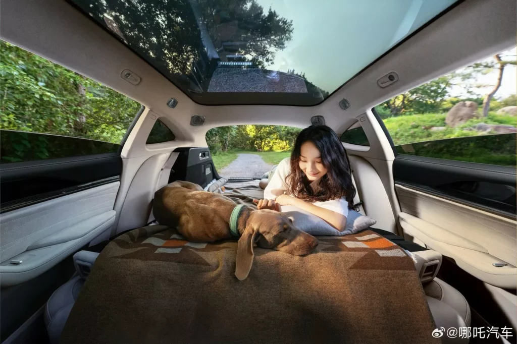 Neta S Hunting Edition: Un Shooting Brake '0 emisiones' que causará furor 2 Motor16 2024 Neta S Hunting Edition. Imagen interior.