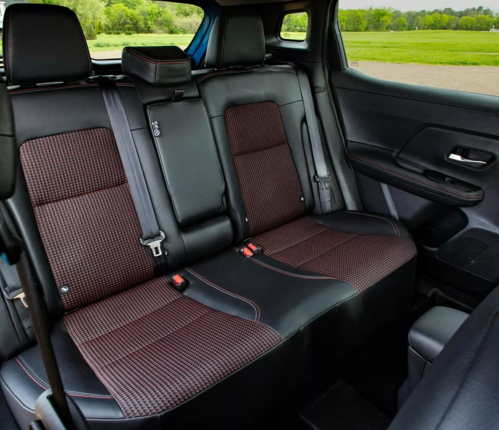 2024 Nissan Kicks USA 14 Motor16