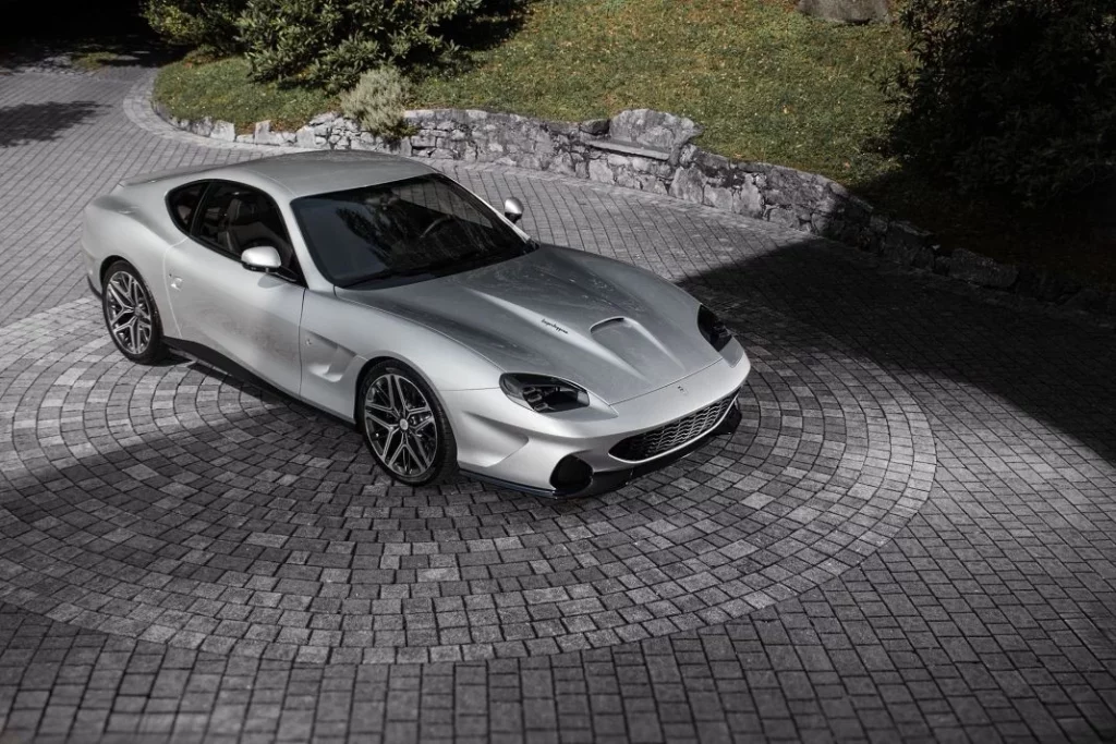 Touring Superleggera Veloce12: O cuando le das una vuelta a un 550 Maranello 11 Motor16 2024 Touring Supereggera Veloce12 2 Motor16