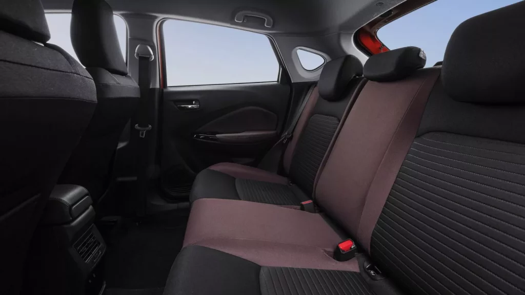 2024 Toyota Starlet Cross 10 Motor16