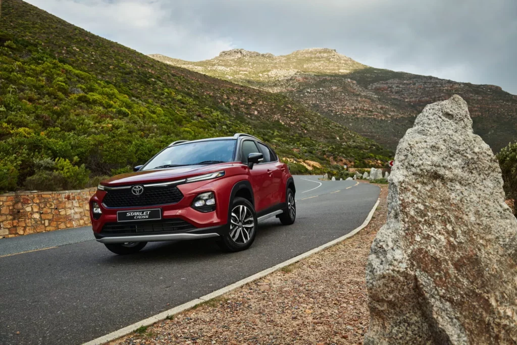 2024 Toyota Starlet Cross 25 Motor16