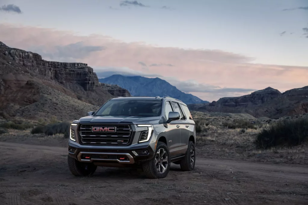 2024 gmc yukon at4 ultimate 8 Motor16