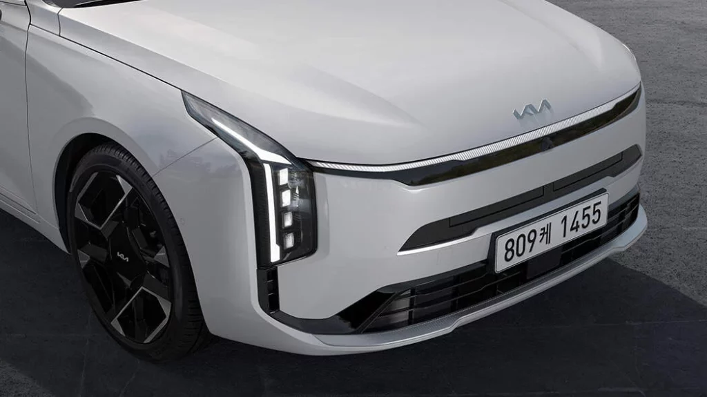 2024 kia k8 43 Motor16