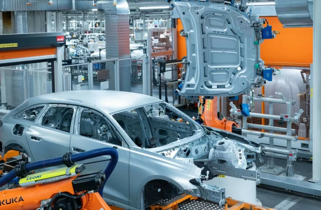 AUDI A5 NECKARLSUM 16 Motor16