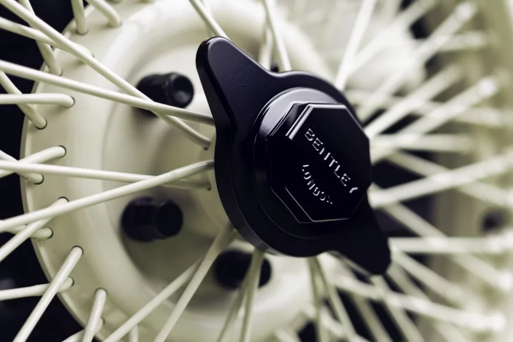 Ya puedes configurar el Bentley Blower Jnr de Hedley Studios 13 Motor16 Bentley Blower Jnr 8 Motor16