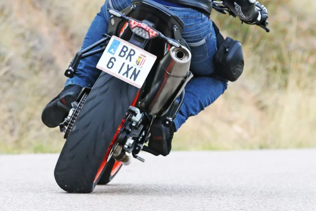 Continental ContiRoad jornada test 46 Motor16