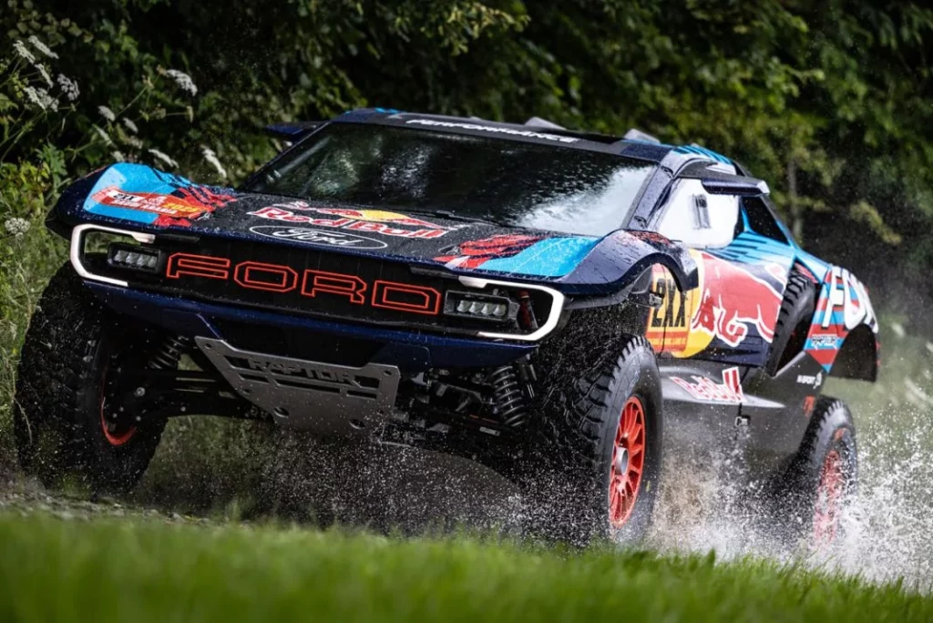 El Ford Raptor T1+ de Sainz y Roma para conquistar el Dakar, listo para su debut 2 Motor16 FORD RANGER RAPTOR 2 Motor16